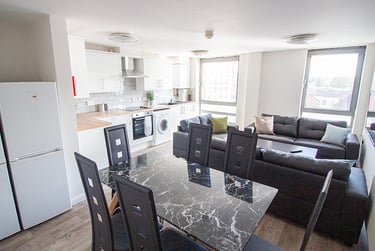 7 bed flat, Mansfield Road, Arboretum, Nottingham, NG13HW - Image 1