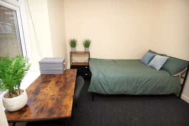 3 bed flat, Talbot Street, City Centre, Nottingham, NG15GQ - Image 1