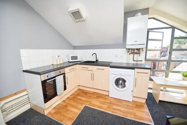 3 bed flat, Arthur Street, Arboretum, Nottingham, NG74DW - Image 3