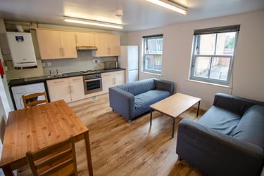 4 bed flat, North Sherwood Street, Arboretum, Nottingham, NG14EN - Image 1