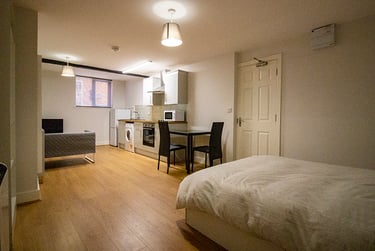 1 bed flat, North Sherwood Street, Arboretum, Nottingham, NG14EB - Image 1