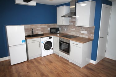 1 bed studio, North Sherwood Street, Arboretum, Nottingham, NG14EF - Image 2