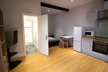 1 bed studio, Mansfield Road, Arboretum, Nottingham, NG13HW - Image 1
