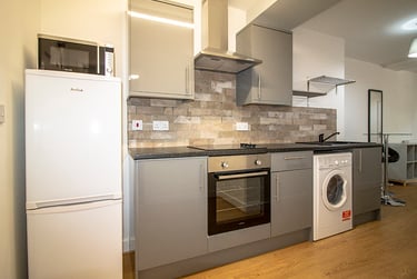 1 bed flat, Mansfield Road, Arboretum, Nottingham, NG13FS - Image 3