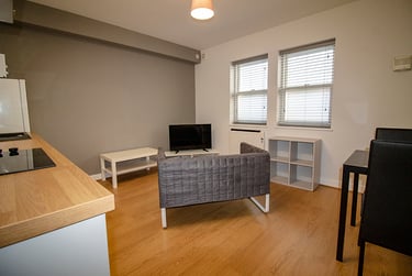 1 bed flat, Mansfield Road, Arboretum, Nottingham, NG13FT - Image 3