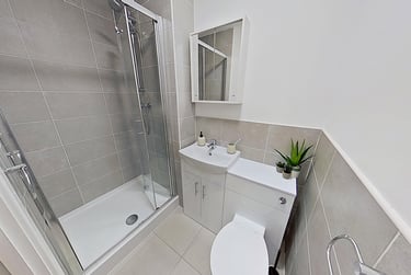 1 bed studio, Mansfield Road, Hockley, Nottingham, NG13FB - Image 4