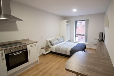 1 bed studio, Clare Street, Hockley, Nottingham, NG13BX - Image 1