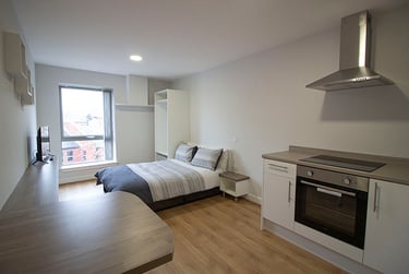 1 bed studio, Clare Street, Hockley, Nottingham, NG13BX - Image 1