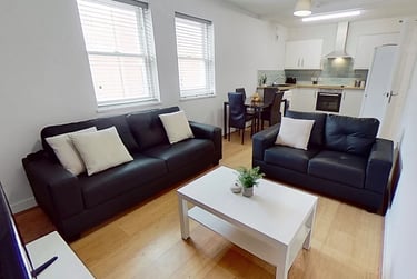 4 bed flat, Mansfield Road, Arboretum, Nottingham, NG13FT - Image 1