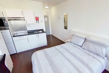 1 bed studio, Milton Street, Hockley, Nottingham, NG13RB - Image 1