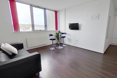 1 bed studio, Milton Street, Hockley, Nottingham, NG13RB - Image 2
