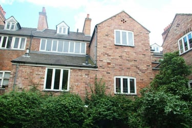 2 bed flat, North Sherwood Street, Arboretum, Nottingham, NG14EB - Image 1