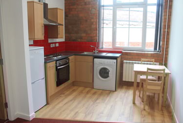 1 bed flat, Lower Parliament Street, Hockley, Nottingham, NG11EN - Image 3