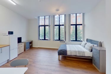 1 bed studio, Glasshouse Street, Hockley, Nottingham, NG13BZ - Image 2
