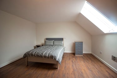 1 bed studio, Glasshouse Street, Hockley, Nottingham, NG13BZ - Image 2