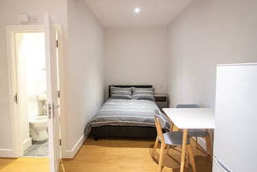 1 bed studio, Mansfield Road, Arboretum, Nottingham, NG13HW - Image 2