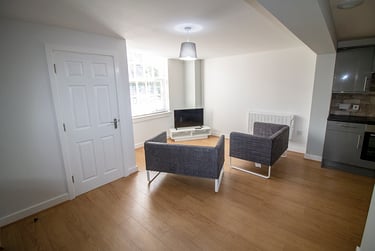1 bed flat, Mansfield Road, Arboretum, Nottingham, NG13FS - Image 2