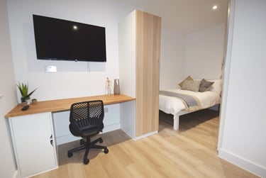 1 bed studio, Mansfield Road, Hockley, Nottingham, NG13FB - Image 1