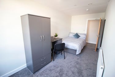 7 bed flat, Milton Street, Lace Market, Nottingham, NG11QN - Image 2