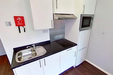 1 bed studio, Milton Street, Hockley, Nottingham, NG13RA - Image 2