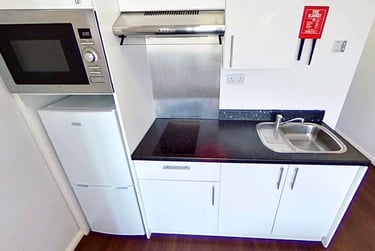 1 bed studio, Milton Street, Hockley, Nottingham, NG13RB - Image 2