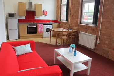 2 bed flat, Lower Parliament Street, Hockley, Nottingham, NG11EN - Image 3