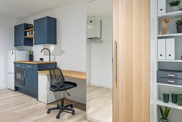 1 bed studio, Mansfield Road, Hockley, Nottingham, NG13FB - Image 4