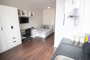 1 bed studio, Milton Street, Hockley, Nottingham, NG13RA - Image 2