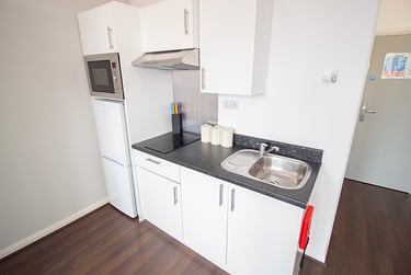 1 bed studio, Milton Street, Hockley, Nottingham, NG13RB - Image 3
