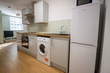 1 bed flat, Mansfield Road, Arboretum, Nottingham, NG13FS - Image 5