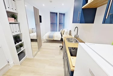 1 bed studio, Mansfield Road, Hockley, Nottingham, NG13FB - Image 1