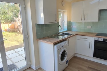 5 bed house, Orchard road, Southsea, Portsmouth, PO40AA - Image 1