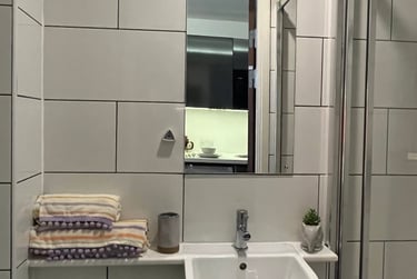 1 bed studio, Damside Street, City Centre, Lancaster, LA11AW - Image 5