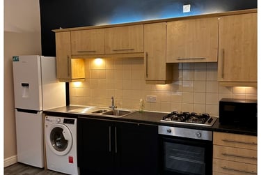 1 bed flat, Burlington Road, Withington, Manchester, M204PY - Image 1
