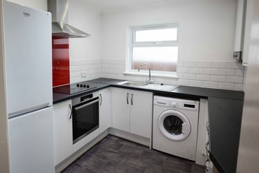 2 bed house, New Buildings, Well Street, St Sidwells, Exeter, EX46JD - Image 6