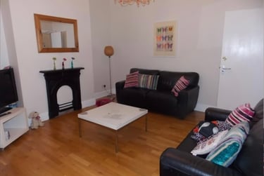 5 bed house, Claypole Road Arboretum Arboretum Nottingham, Hyson Green, Nottingham, NG76AB - Image 1