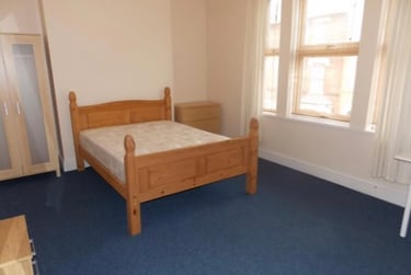 5 bed house, Claypole Road Arboretum Arboretum Nottingham, Hyson Green, Nottingham, NG76AB - Image 3