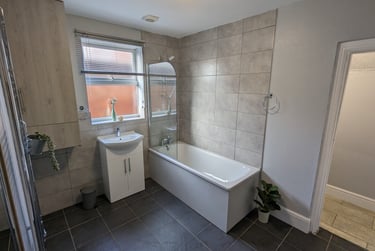 8 bed house, Adnitt Road, Abington, Northampton, NN14NL - Image 4