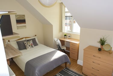 8 bed house, Semilong Road, Semilong, Northampton, NN26BT - Image 11