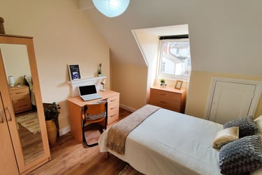 7 bed house, Agnes rd, Semilong, Northampton, NN26EU - Image 12