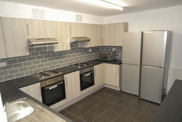 8 bed house, Semilong Road, Semilong, Northampton, NN26BT - Image 12