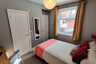 6 bed house, Denmark Road, City Centre, Northampton, NN15QS - Image 3