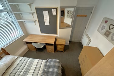 5 bed house, Fawcett goombs Wifi and Parking, Southsea, Portsmouth, PO40DH - Image 3