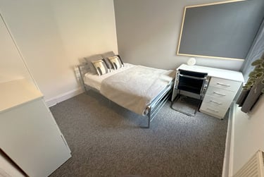 5 bed house, Fawcett Road, Southsea, Portsmouth, PO40DH - Image 4