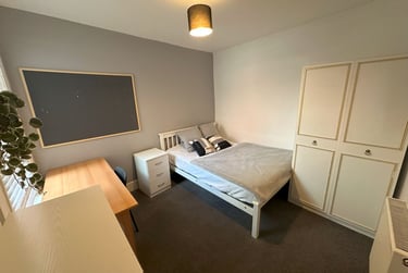 5 bed house, Fawcett goombs Wifi and Parking, Southsea, Portsmouth, PO40DH - Image 4