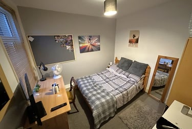 5 bed house, Fawcett goombs Wifi and Parking, Southsea, Portsmouth, PO40DH - Image 2