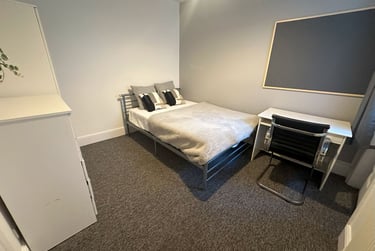 5 bed house, Fawcett Road, Southsea, Portsmouth, PO40DH - Image 3