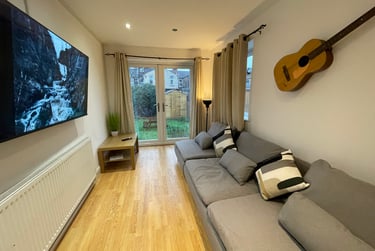 5 bed house, EDMUND RD - 5x DOUBLE BEDS + BILLS INCLUDED, Southsea, Portsmouth, PO40LL - Image 1