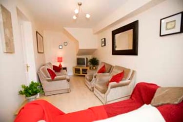 5 bed house, Moins Court, Hull Road, York, YO103JE - Image 1