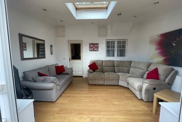 6 bed house, Redbarn drive, Osbaldwick, York, YO103JD - Image 1